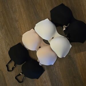 Victoria's Secret Incredible Lined Demi Bundle